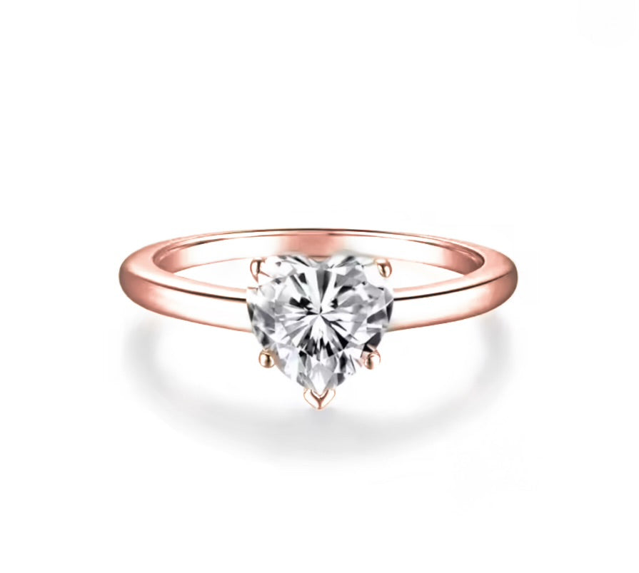 "Amour" Heart Cut Ring