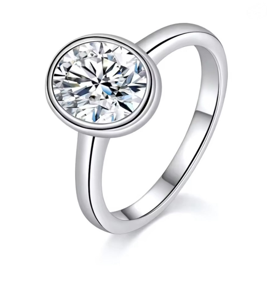 "Capsule" Bezel-Set Ring